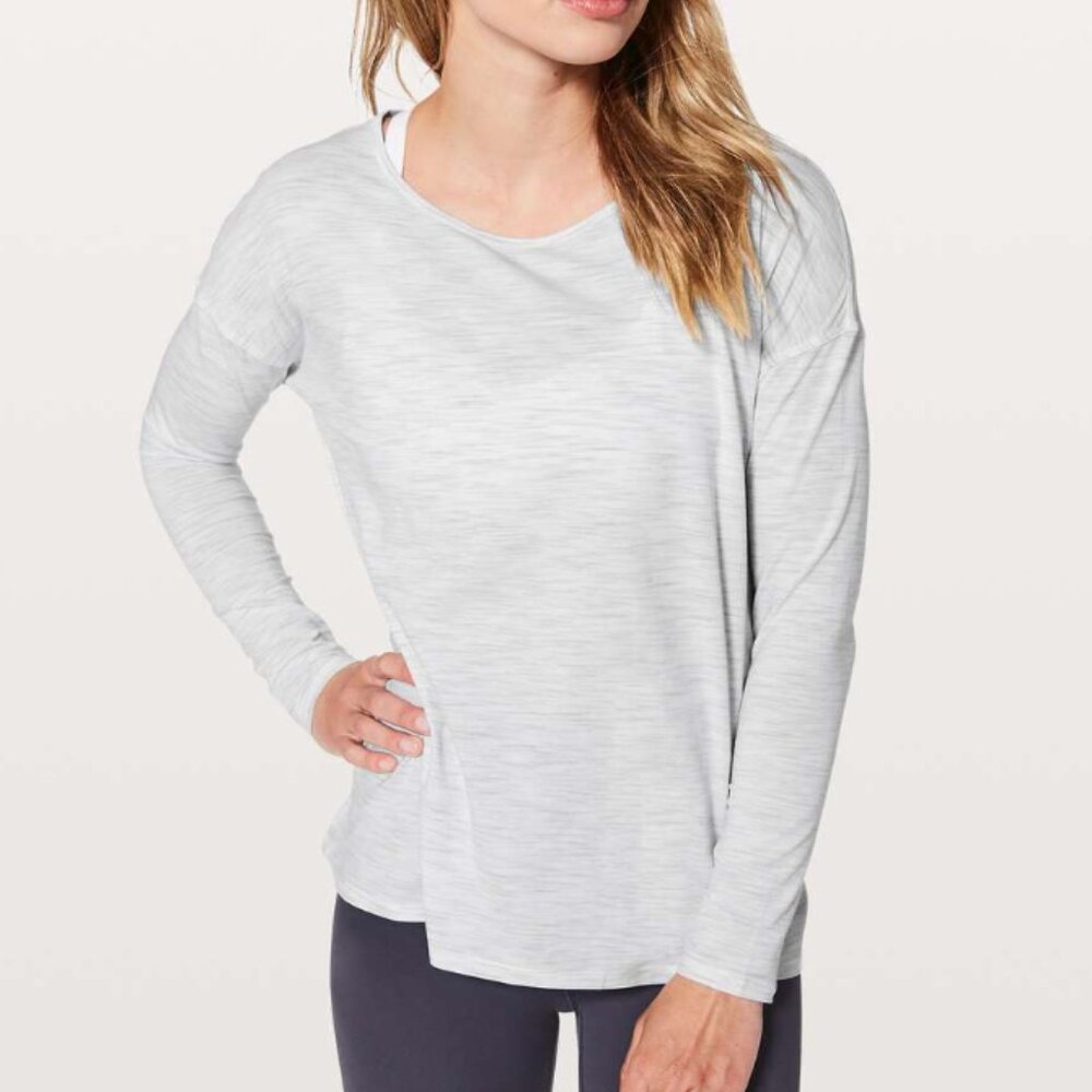 NWT Lululemon Back Into It Long Sleeve in Space Dye Ice Grey Alpine White, Sz 4